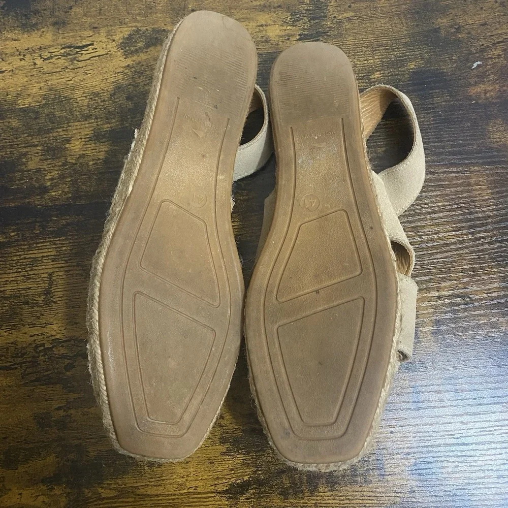 Naguisa Espadrille‎ Peep Toe Sandals Sz 10 Beige Pom Poms Ankle Strap